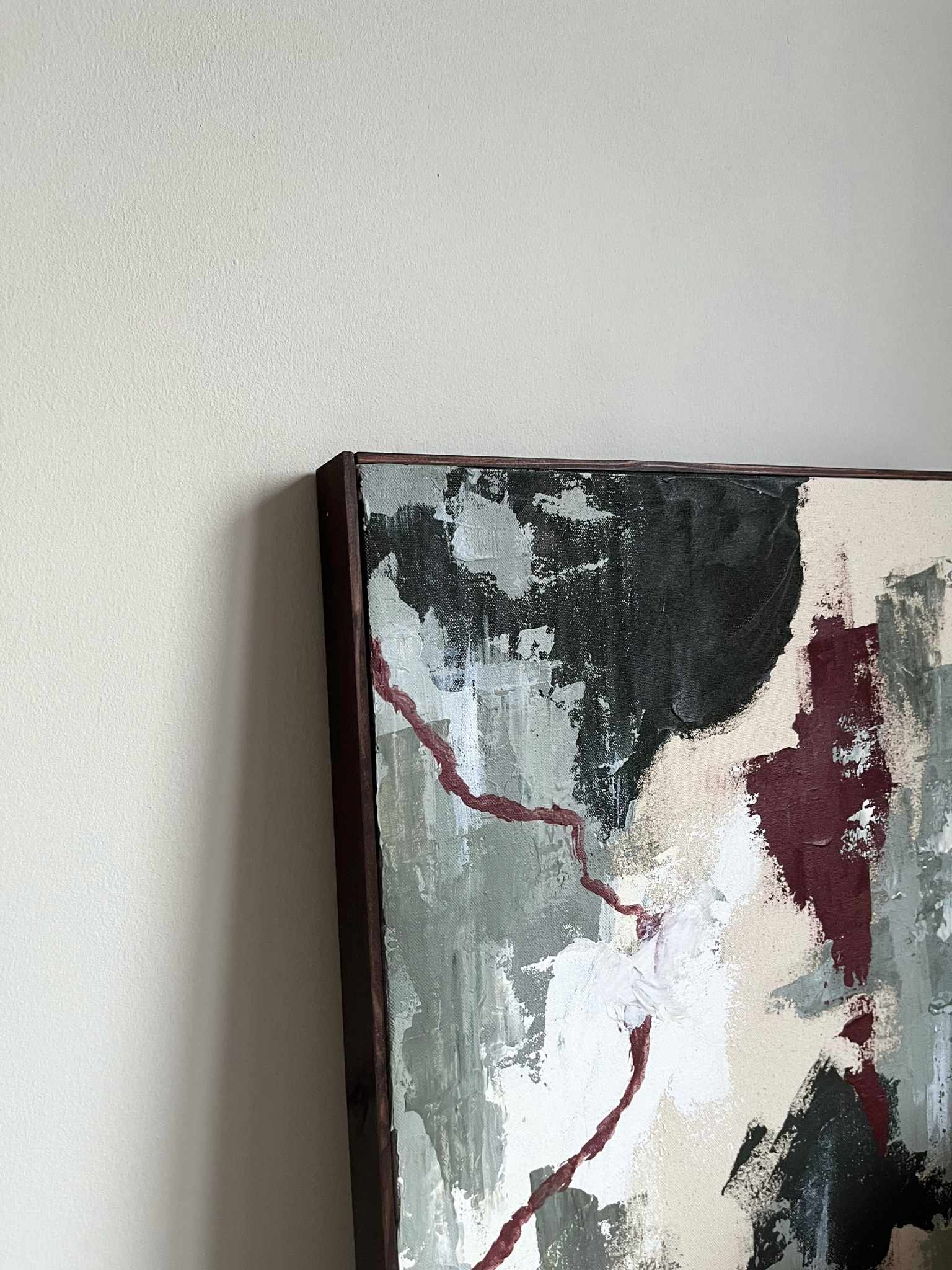 Contemporary abstract canvas artwork finished using the Plan Forest Red kit, featuring dynamic layered strokes in forest red, dark greens, beige and white on cotton canvas, set within a handcrafted wooden edge frame.