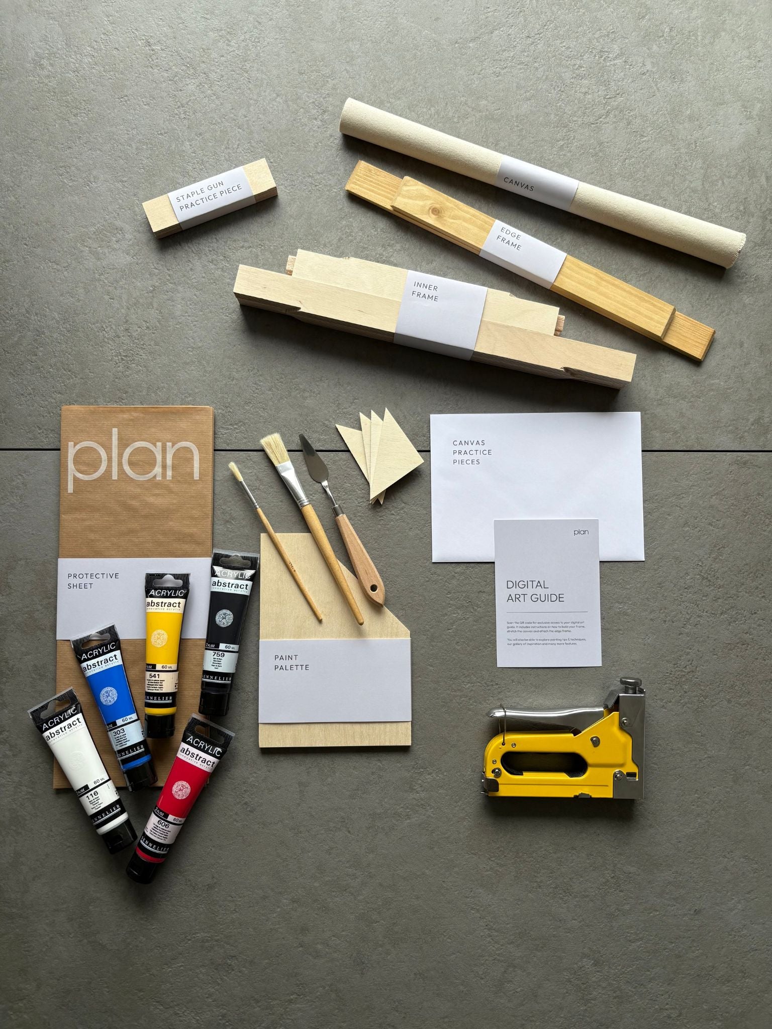 Plan Vild Art Kit in size 30x40cm  with an oak frame — discover the contents included to help you build a framed canvas and create bold, colourful artwork with full freedom at home.