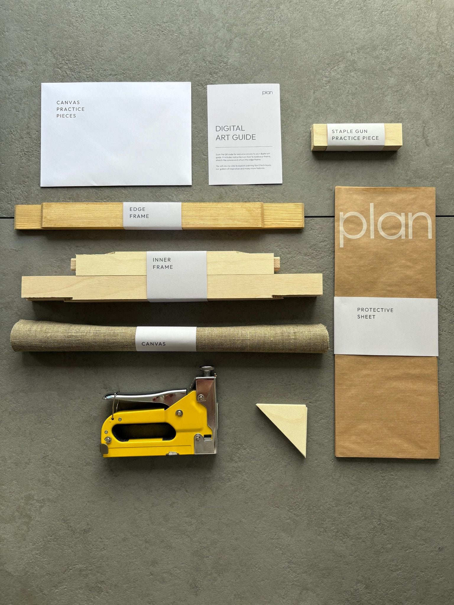 Discover Kit Content's for Plan's Blank Canvas art kit in frame size 30x40cm. Oak edge frame, raw linen canvas, and everything you need to assemble your framed canvas.
