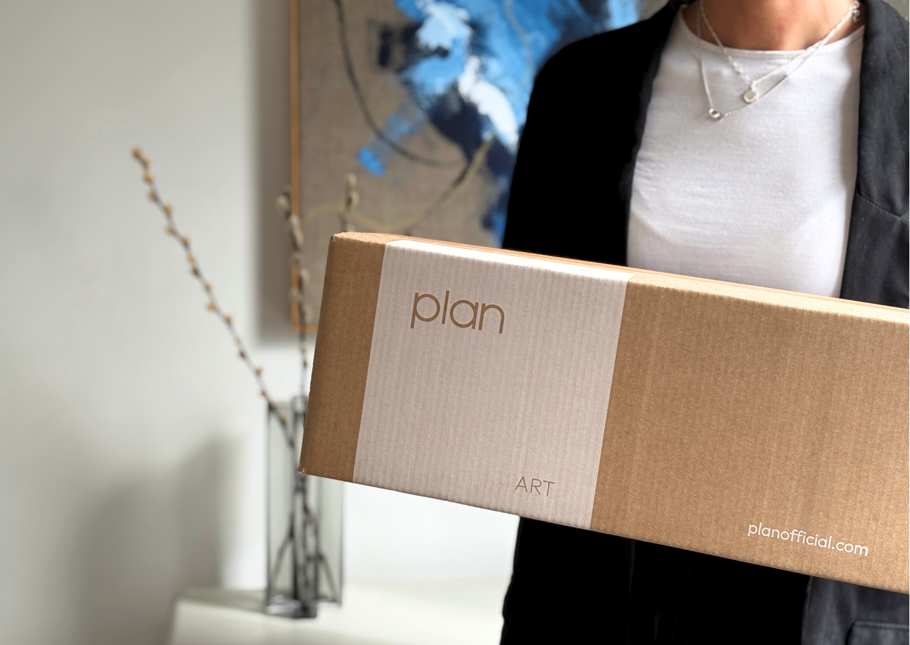 Plan Art Kit with everything you need to build a framed canvas and create your own original abstract artwork t home, all in one box.